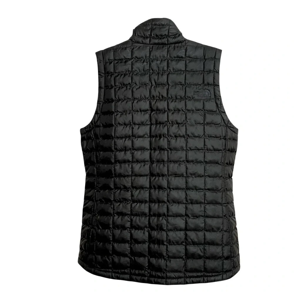 The North Face Thermoball Puffer Vest Womens M Black Quilted Outdoor Gorpcore - Picture 5 of 10